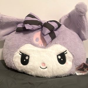 Miniso Kuromi plush + kuromi blind box pin